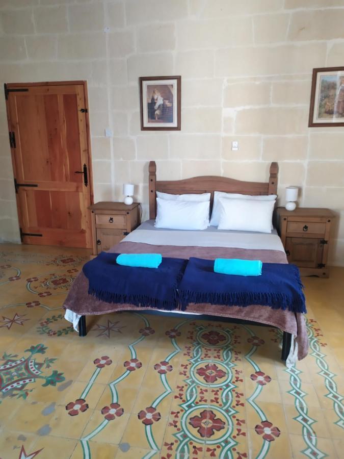 Farmhouse Tal Kaptan Kerċem Eksteriør billede